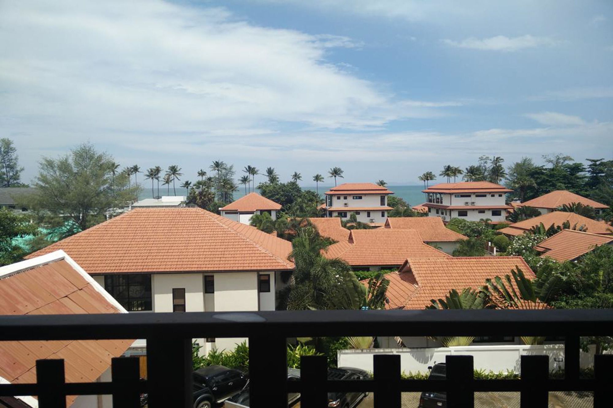 Lanta Garden Hill Resort & Apartments 란타섬 외부 사진